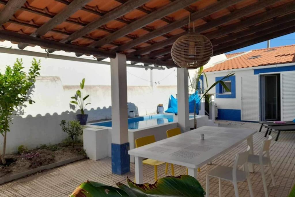 Casa Caridade Villa Регуенгос де Монсараз Екстериор снимка