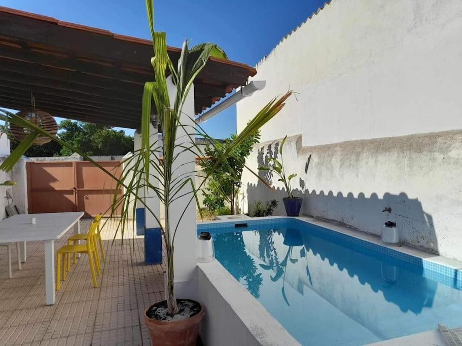 Casa Caridade Villa Регуенгос де Монсараз Екстериор снимка